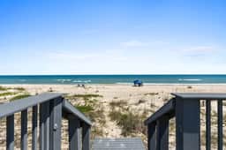 Beachfront Breeze