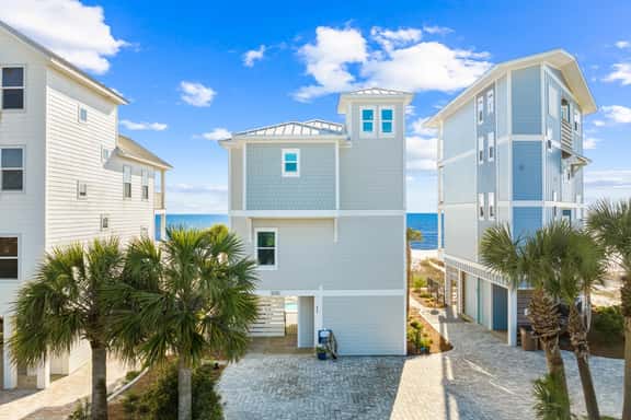 Cottage by the Sea - Image 1