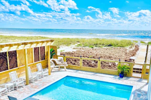 Island Getaway - Image 1