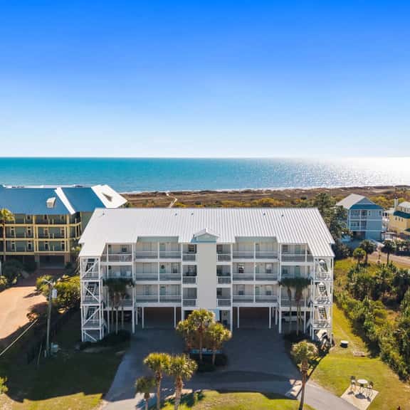 Gulfside Escape - Image 1