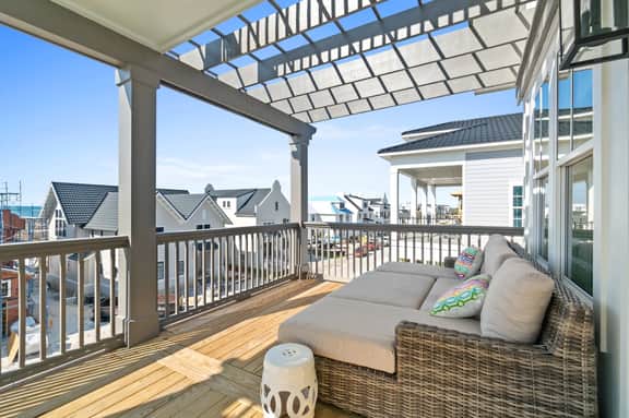 Sunshine Shores