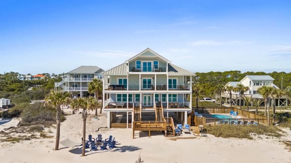 4 Palms